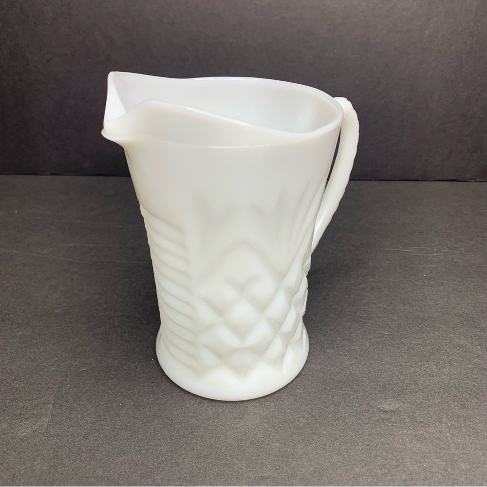 Vintage Anchor Hocking Milk Glass Creamer - Picture 1 of 5